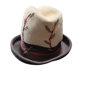 Bellini Cream and Gray Women's Hat with Red Accents